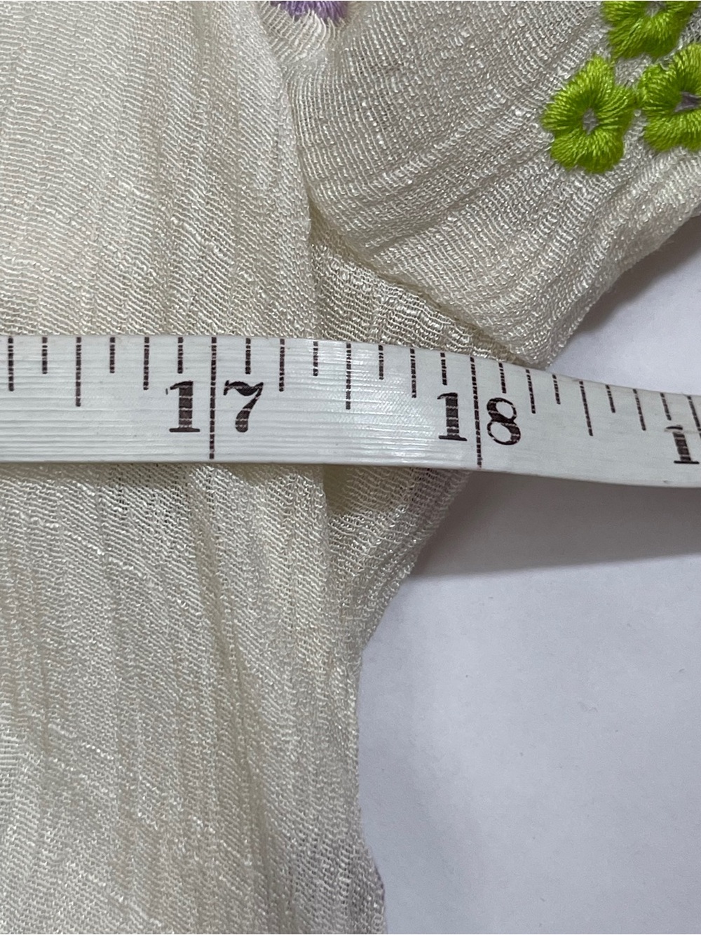 Figueroa & Flower Embroidered Boho Tiered Blouse Ivory Rayon M - Picture 4 of 9